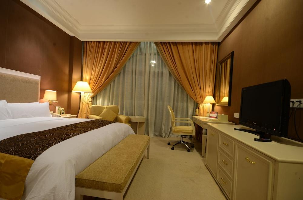 Fontana Hotel And Villas - Fontana Hot Spring Leisure Parks Mabalacat Exterior foto
