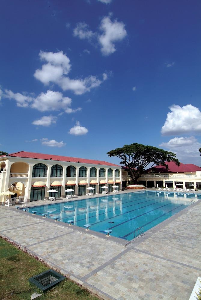 Fontana Hotel And Villas - Fontana Hot Spring Leisure Parks Mabalacat Exterior foto