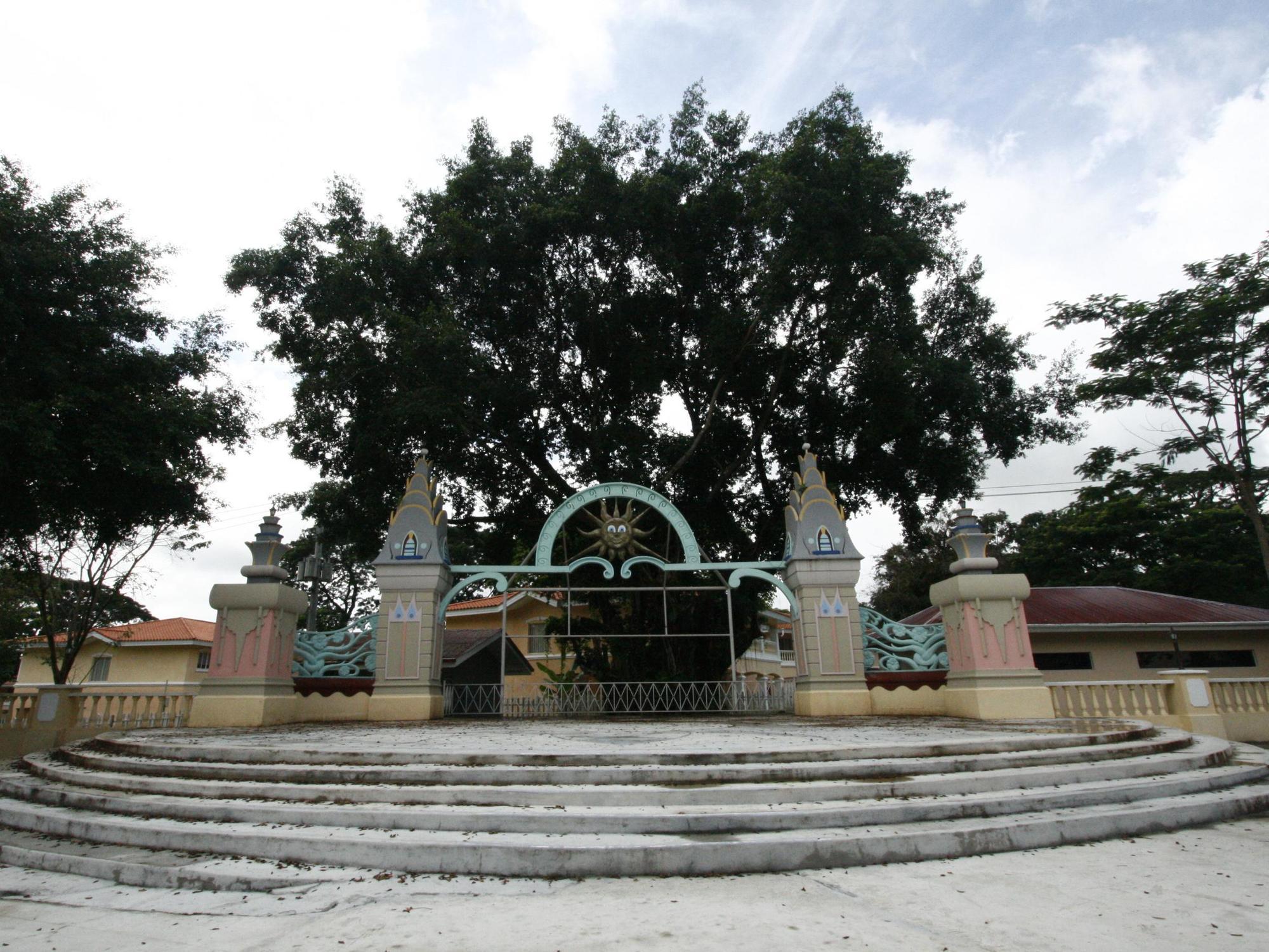 Fontana Hotel And Villas - Fontana Hot Spring Leisure Parks Mabalacat Exterior foto
